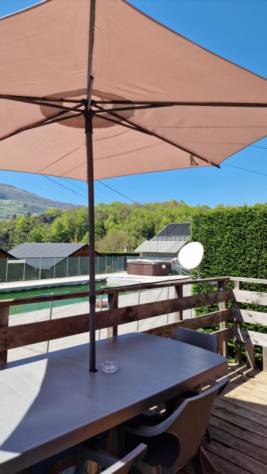 Chalet Bord De Lac Avec Piscine N2E Laffrey Εξωτερικό φωτογραφία
